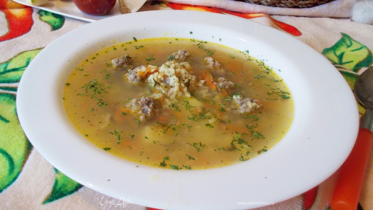 Суп с фрикадельками и булгуром