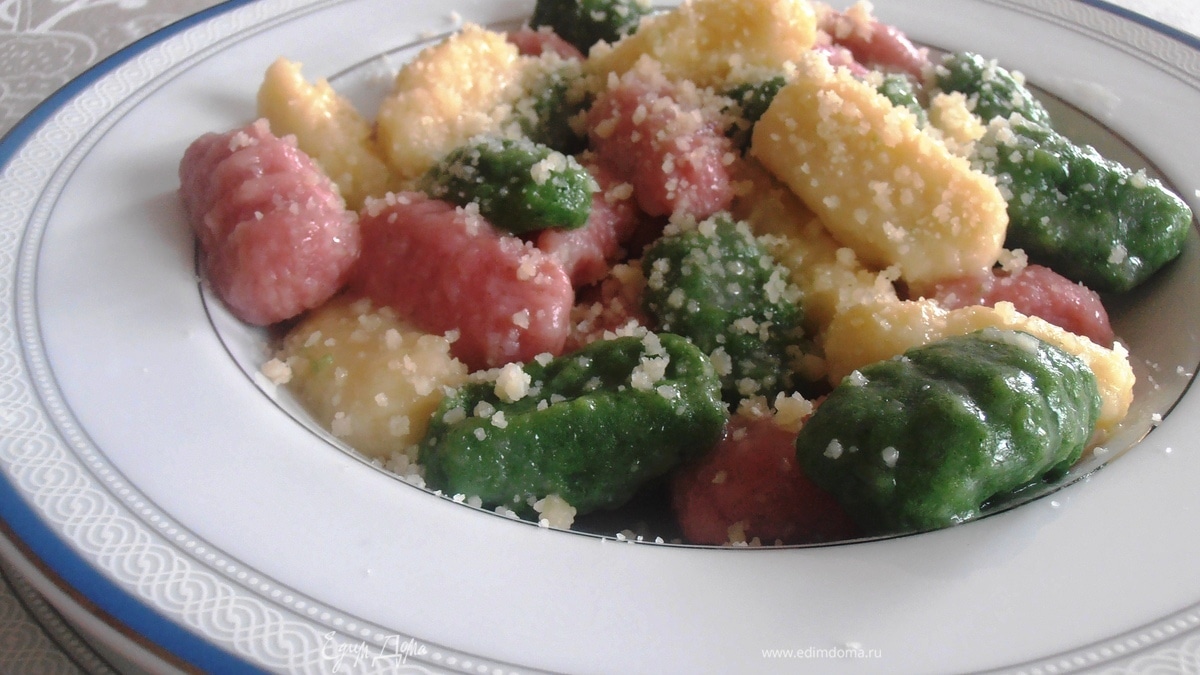 Итальянские трехцветные ньокки (картофельные клецки)