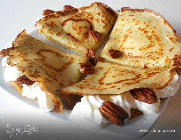 Блинчики с орехом пекан и кленовым сиропом Блинчики с орехом пекан и кленовым сиропом