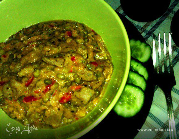 Сочная шейка с машем, красным перцем и базиликом в нежном соусе Сочная шейка с машем, красным перцем и базиликом в нежном соусе