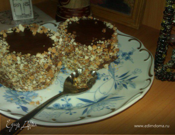 Пирожное бисквитное фруктово-шоколадное Пирожное бисквитное фруктово-шоколадное