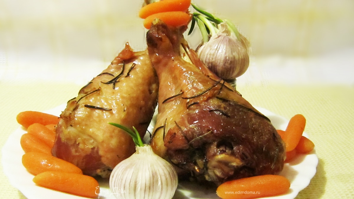 Запеченная голень индейки