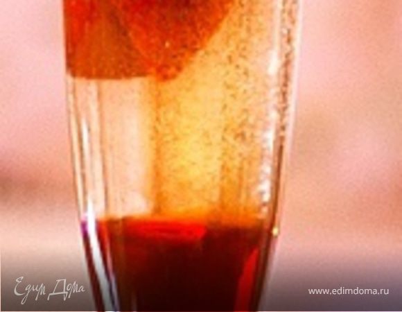 Коктейль "Клубничный поцелуй" (Strawberry kiss) Коктейль "Клубничный поцелуй" (Strawberry kiss)