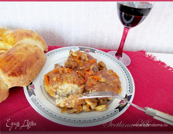 Биточки с грибным соусом Биточки с грибным соусом