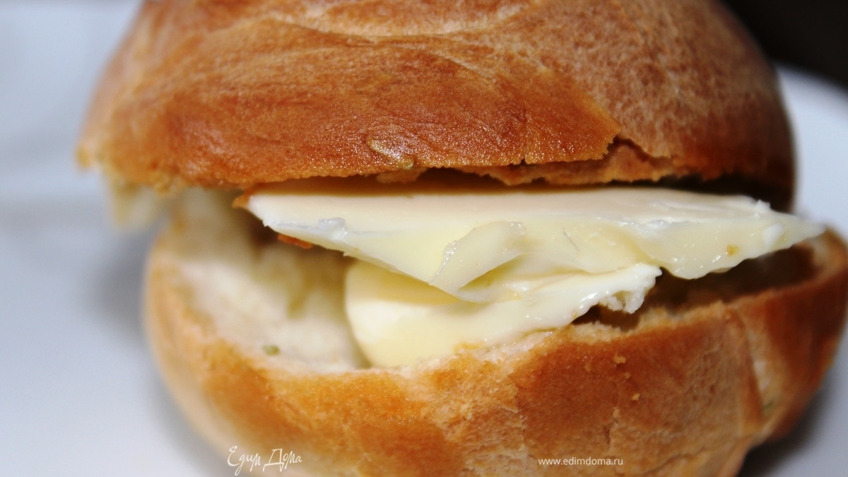 Обеденные булочки с розмарином