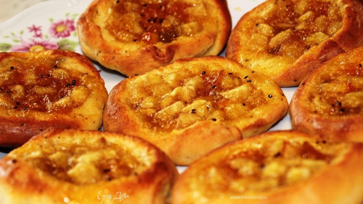 Мятные ватрушки с дынным джемом