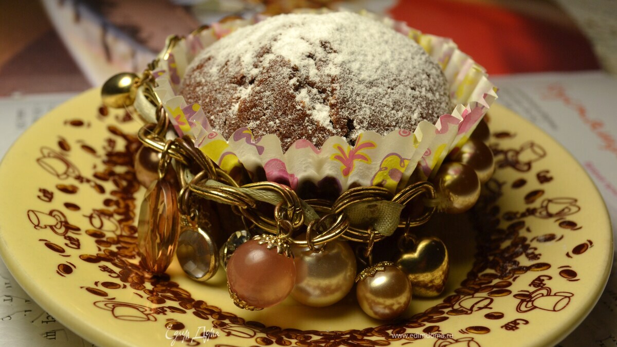 Шоколадные кексы с начинкой из белого шоколада