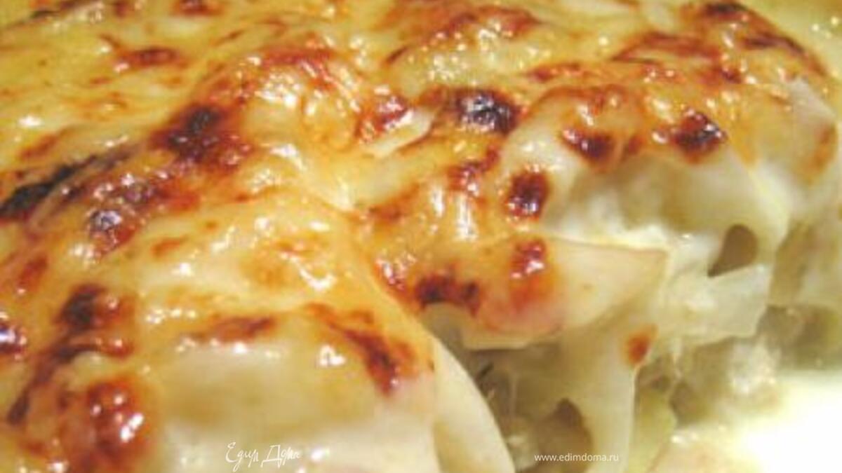 треска под картофельной шубой и соусом