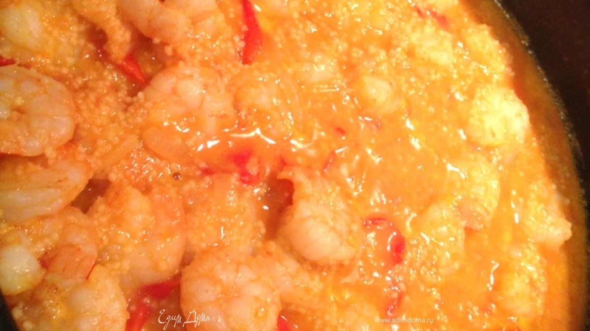 Креветки с кускусом в кокосовом молоке