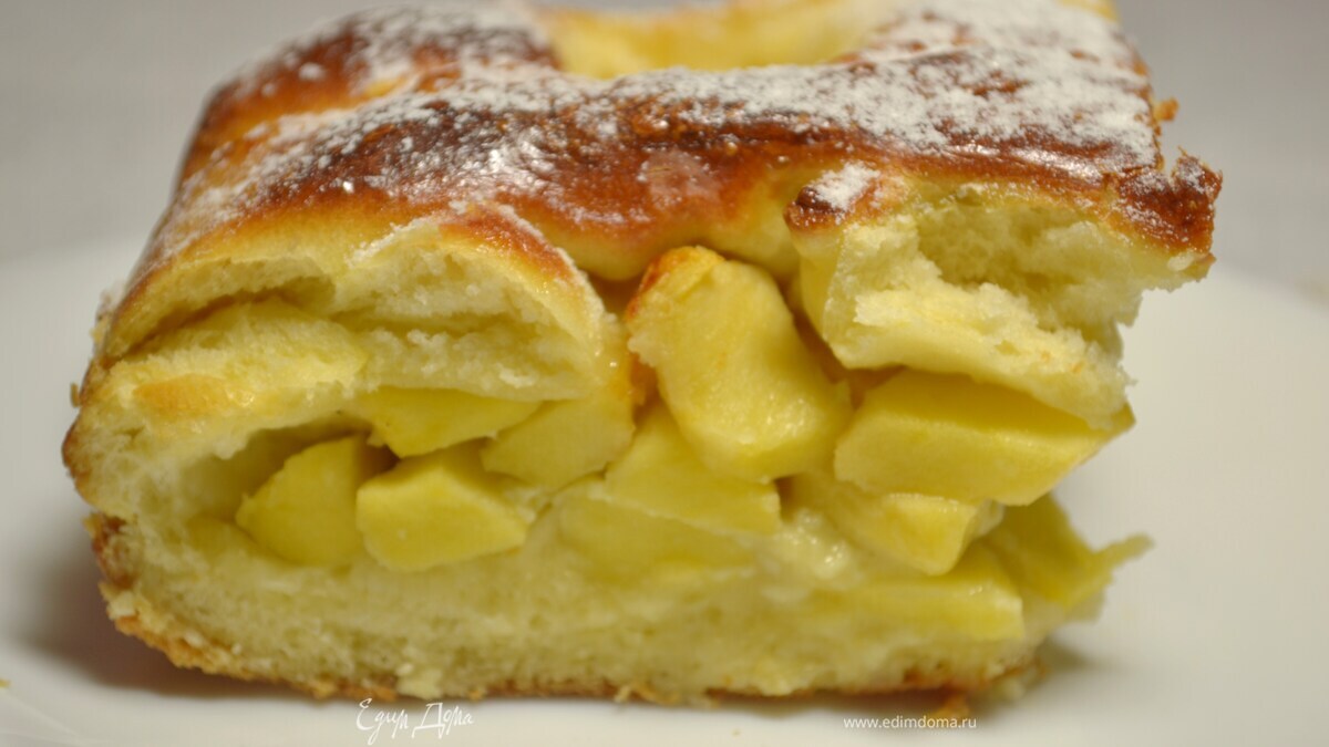 Яблочный пирог