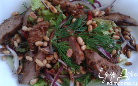 Рецепт Салат с печенью кролика и кедровыми орешками