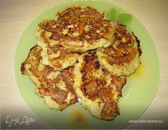 Куриные биточки с песто