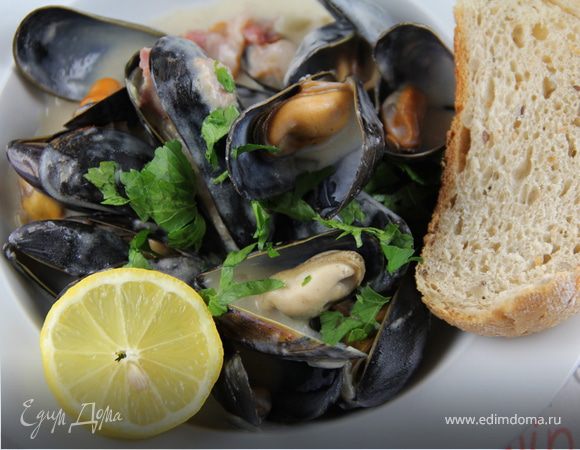 Мидии в соусе из сидра и бекона