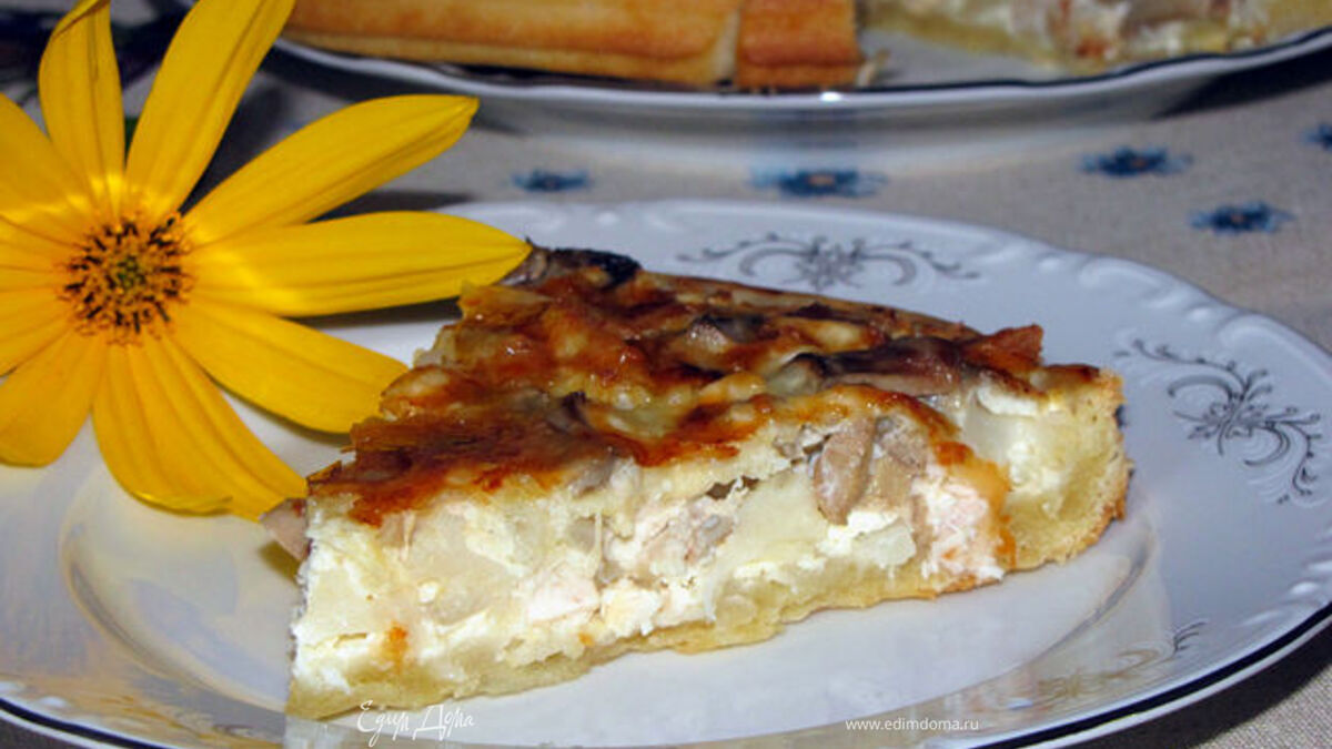 Лоранский пирог с курицей, грибами и цветной капустой