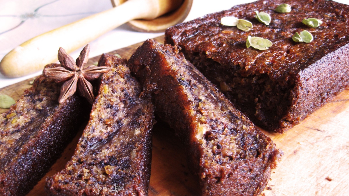 Банановый кекс с кардамоном