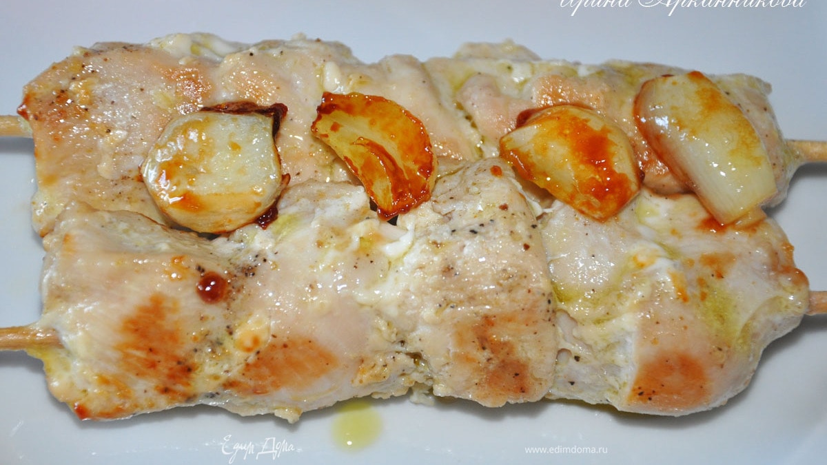 Куриные шашлычки на сковороде