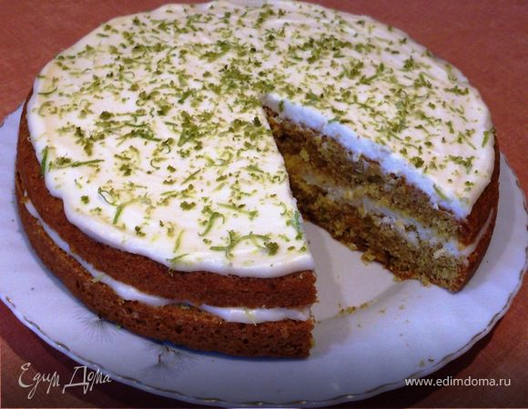 Бисквит с лаймом, миндалем и лимонным кремом Бисквит с лаймом, миндалем и лимонным кремом