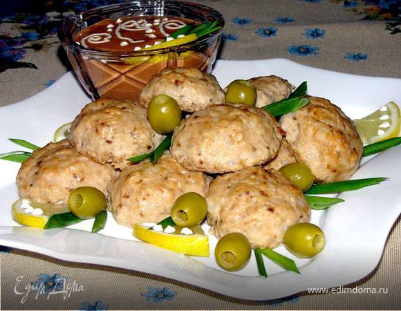  Легкие рыбные тефтельки с остреньким соусом