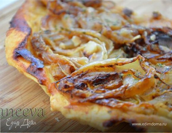 Луковый тарт-татен Луковый тарт-татен