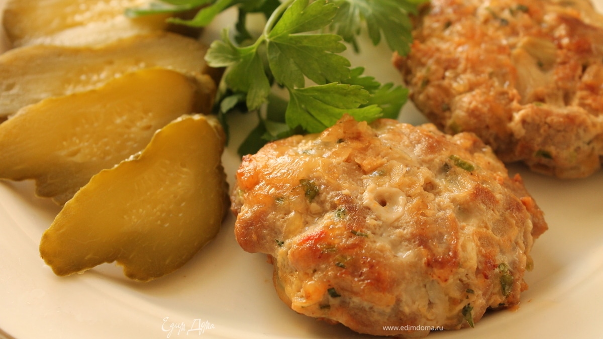 Рубленые свиные котлеты 