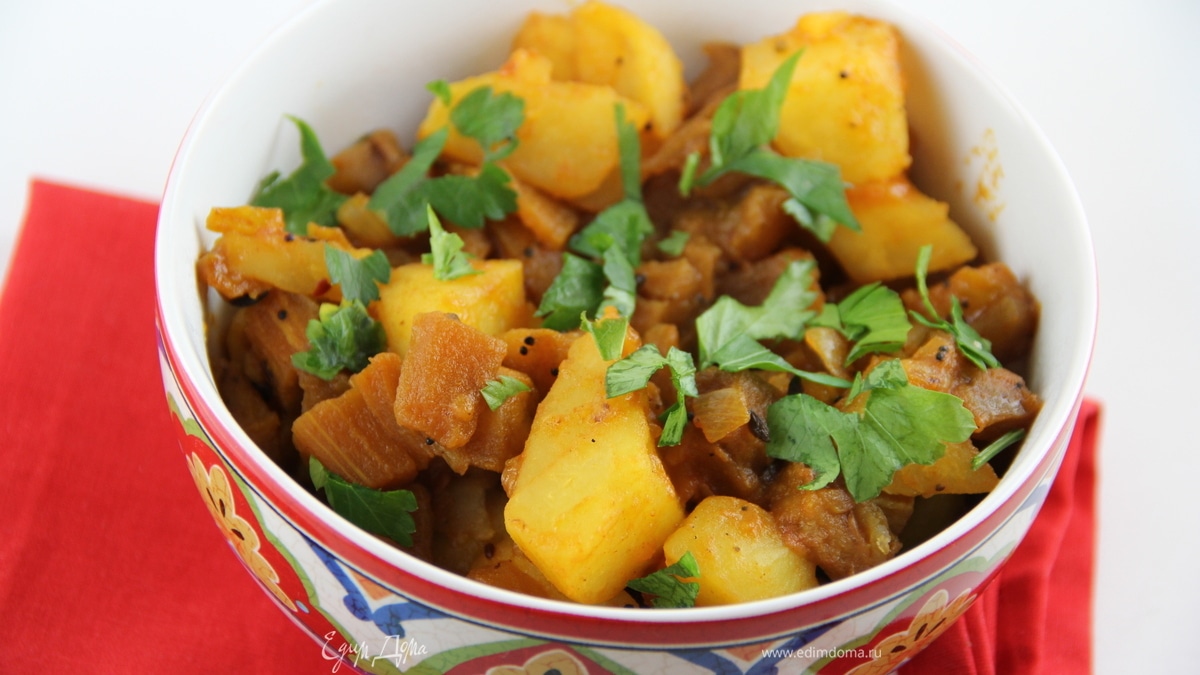 Карри из баклажанов и картофеля
