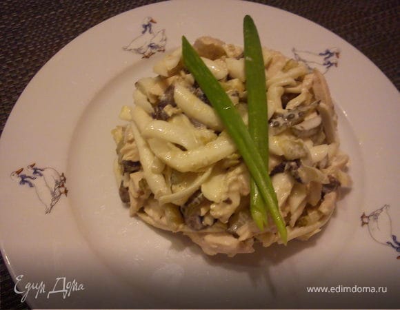 Салат из курицы с сельдереем