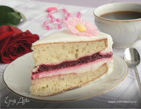 Торт с брусникой