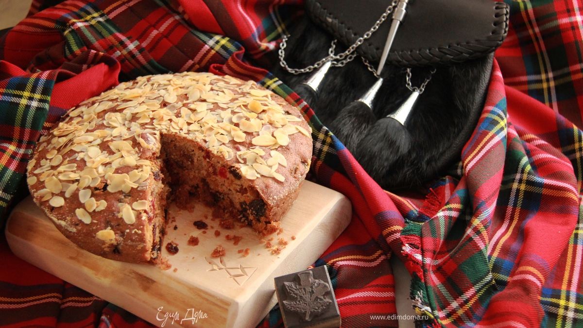 Шотландский кекс «Данди» (Dundee Cake)