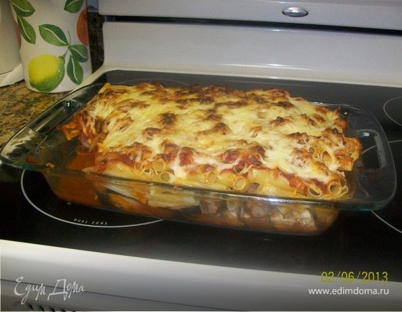 Запеченные Ригатони с баклажанами и итальянскими сосисками (сырыми) Запеченные Ригатони с баклажанами и итальянскими сосисками (сырыми)