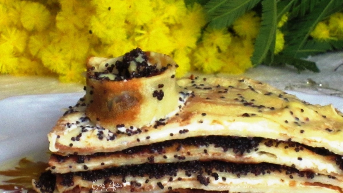 Блинный торт с творожно-маковой начинкой