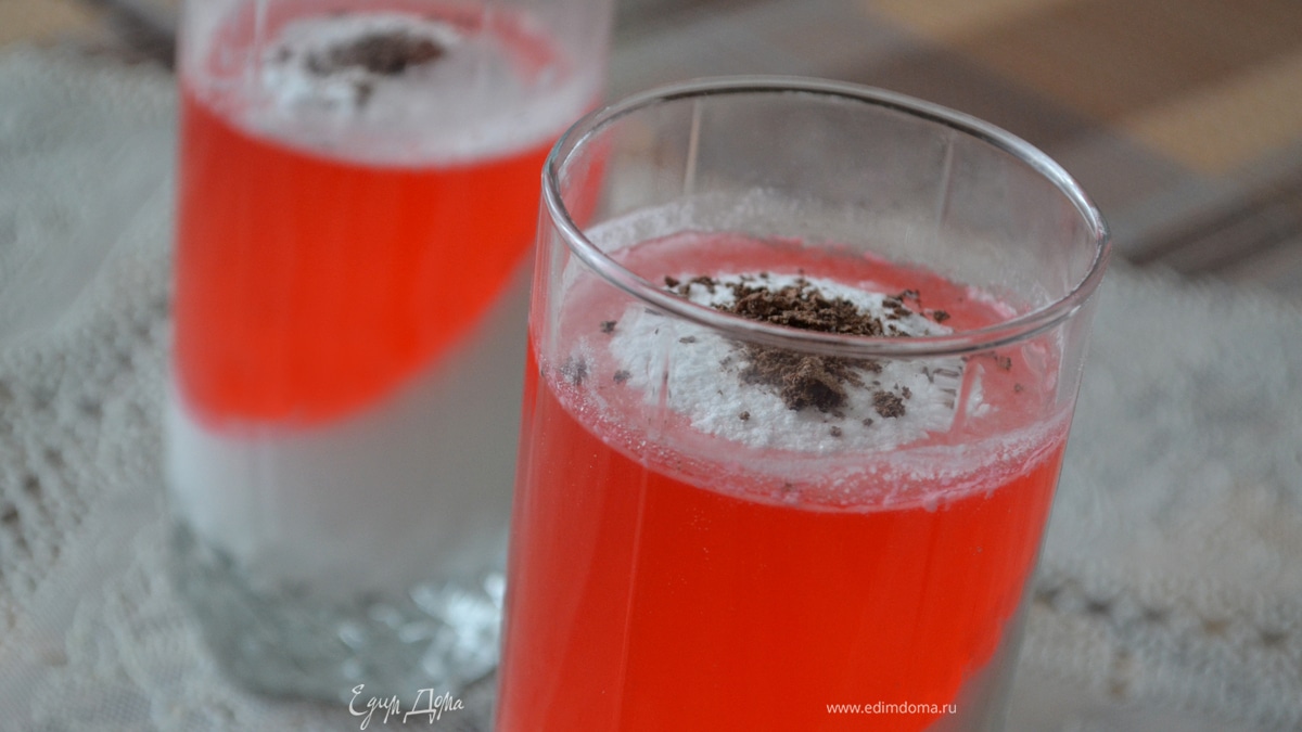 Панна котта с малиновым желе