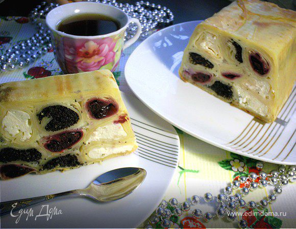 Блинный пирог с тремя начинками "Вышиванка"