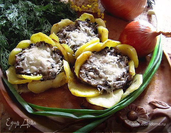 "Лесные цветы" из картофеля с грибами "Лесные цветы" из картофеля с грибами