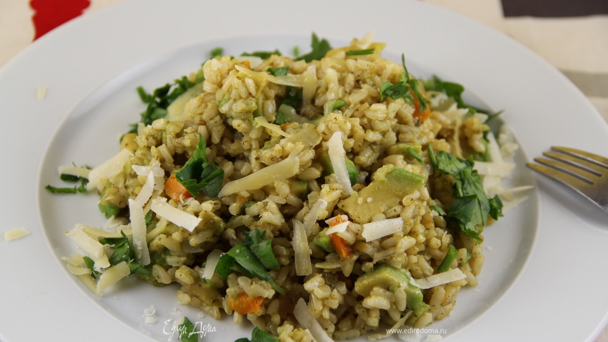 Ризотто с песто и авокадо
