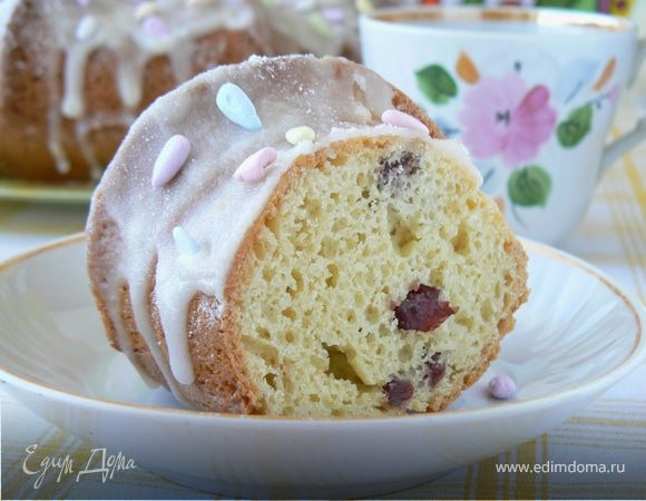 Кекс на сметане с кукурузной мукой и вяленой клюквой Кекс на сметане с кукурузной мукой и вяленой клюквой