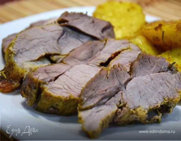 Свинина, запеченная с розмарином и карри Свинина, запеченная с розмарином и карри