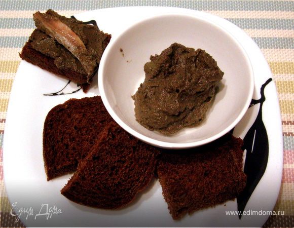 Дип из черных оливок и авокадо