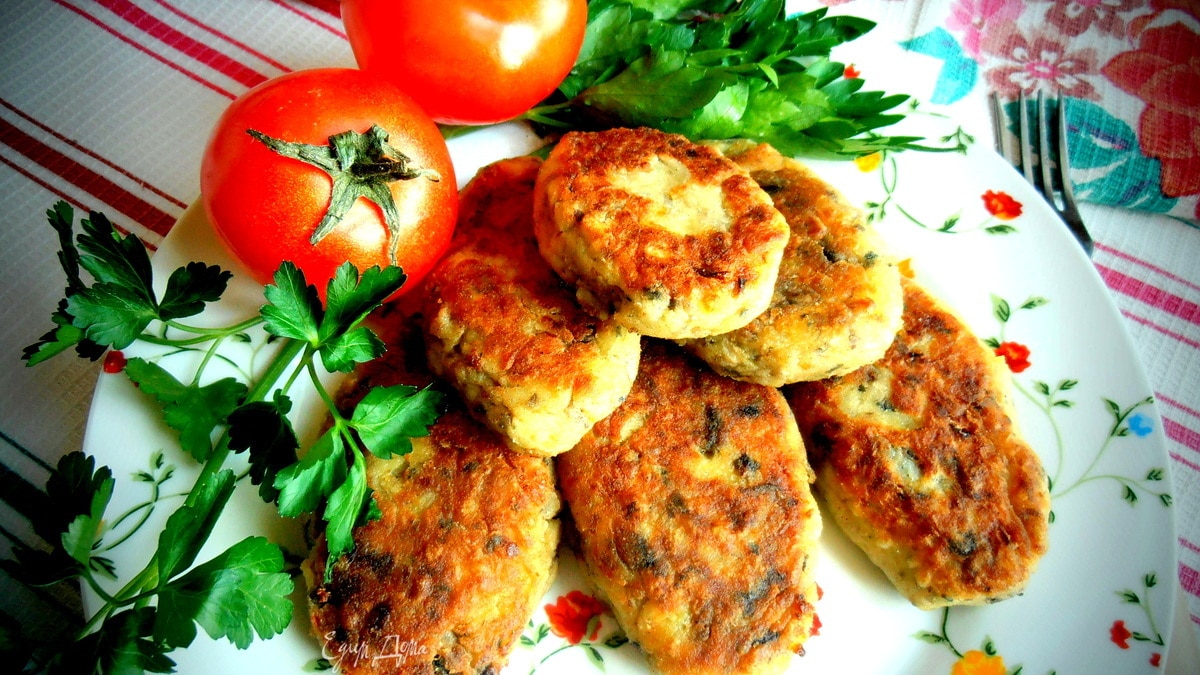 Постные картофельные котлетки с грибами