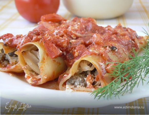Каннелони с фаршем и капустой в томатном соусе Каннелони с фаршем и капустой в томатном соусе