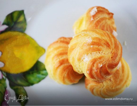 Профитроли с лимонным заварным кремом Профитроли с лимонным заварным кремом