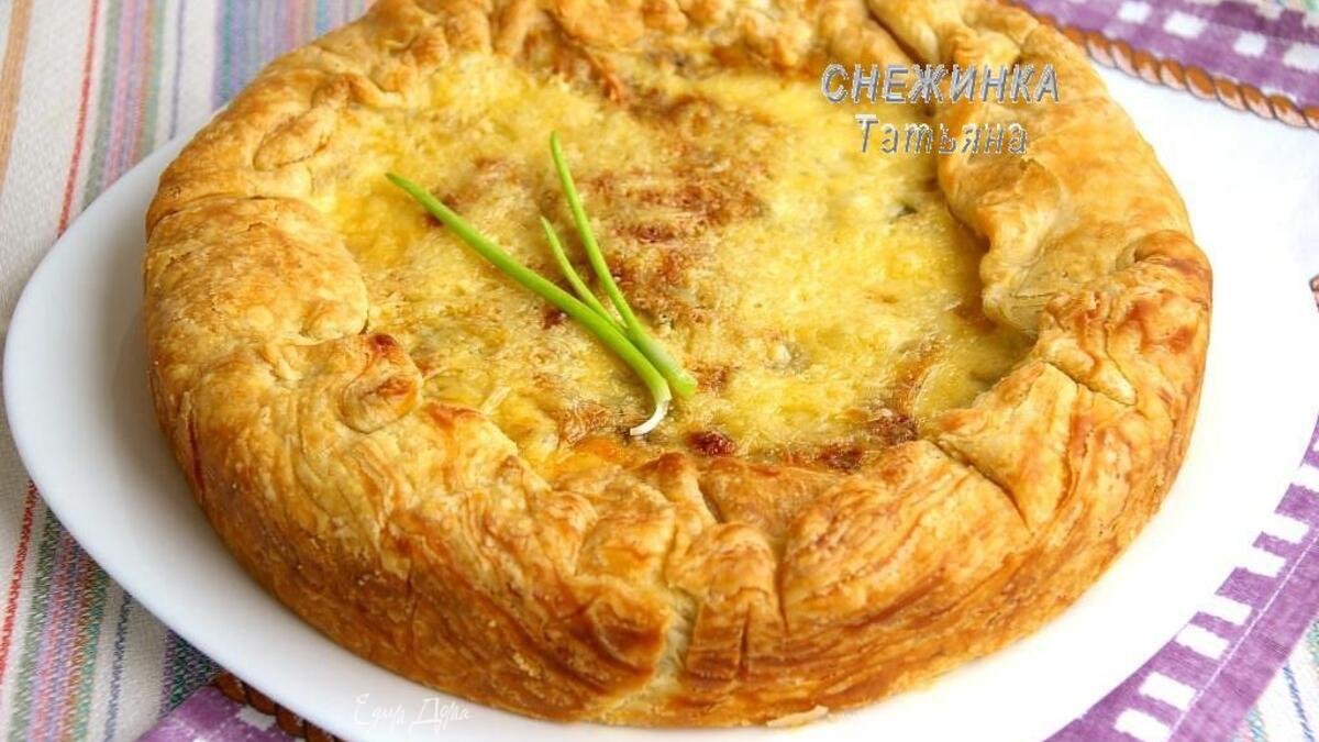 Дважды грибной пирог на слоеном тесте