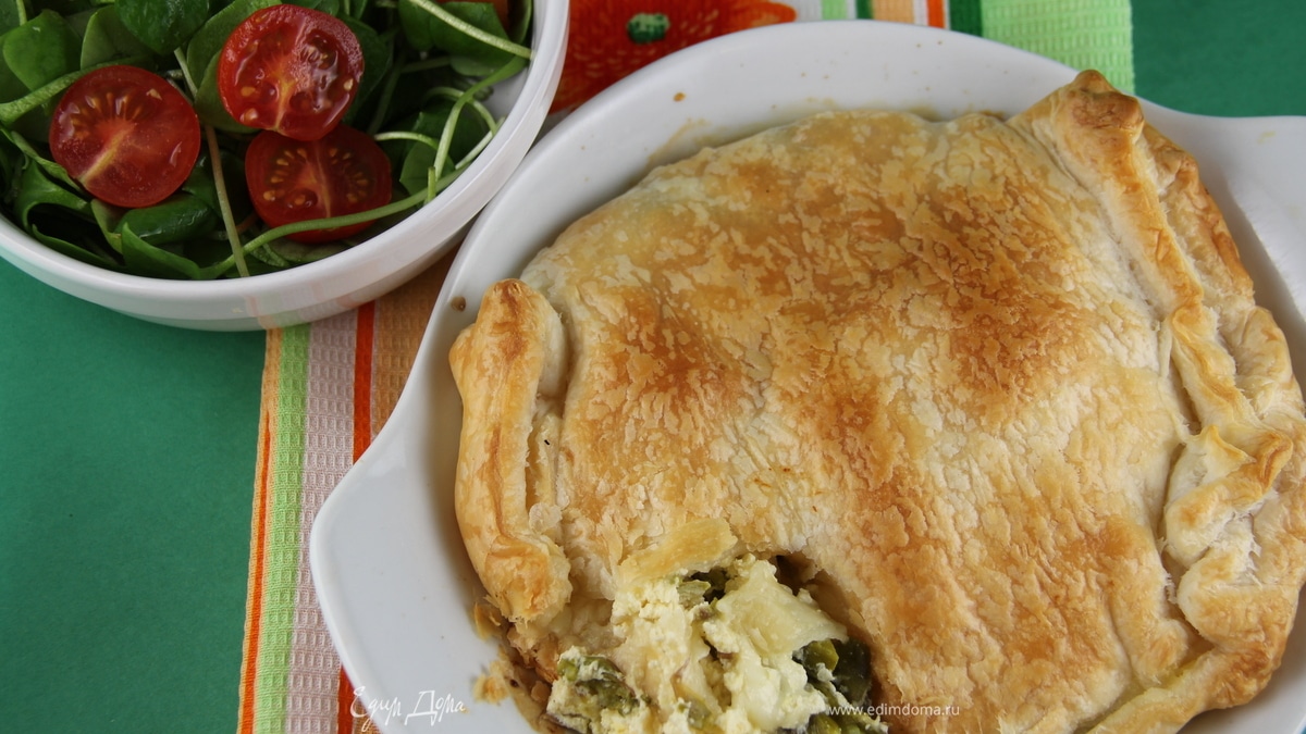 Итальянский пирог со спаржей и сыром