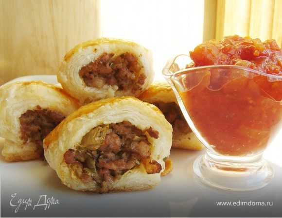 Колбаски в тесте с томатным чатни Колбаски в тесте с томатным чатни