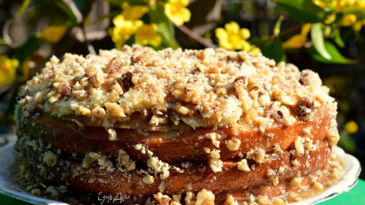 Простой карамельный торт