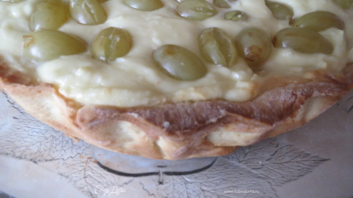 Творожник с виноградом