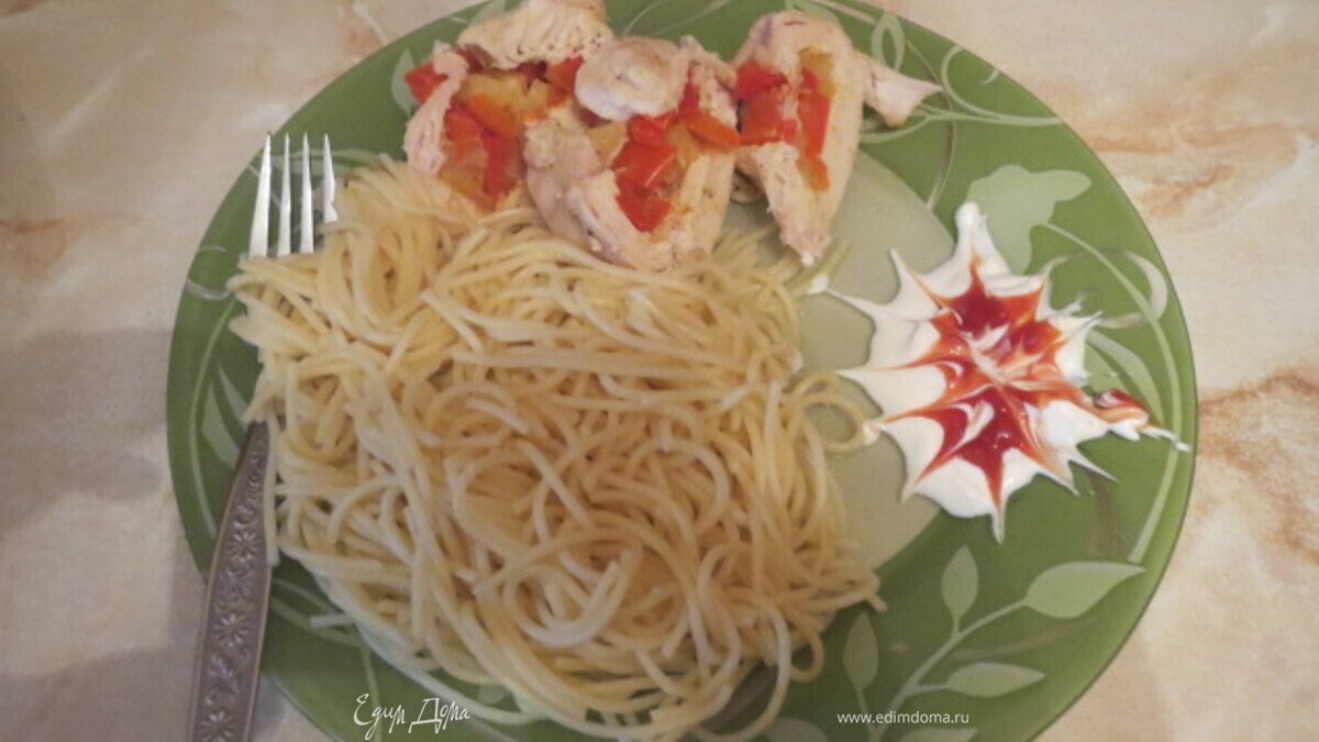 Куриные кармашки с начинкой из ананасов и сладкого перца