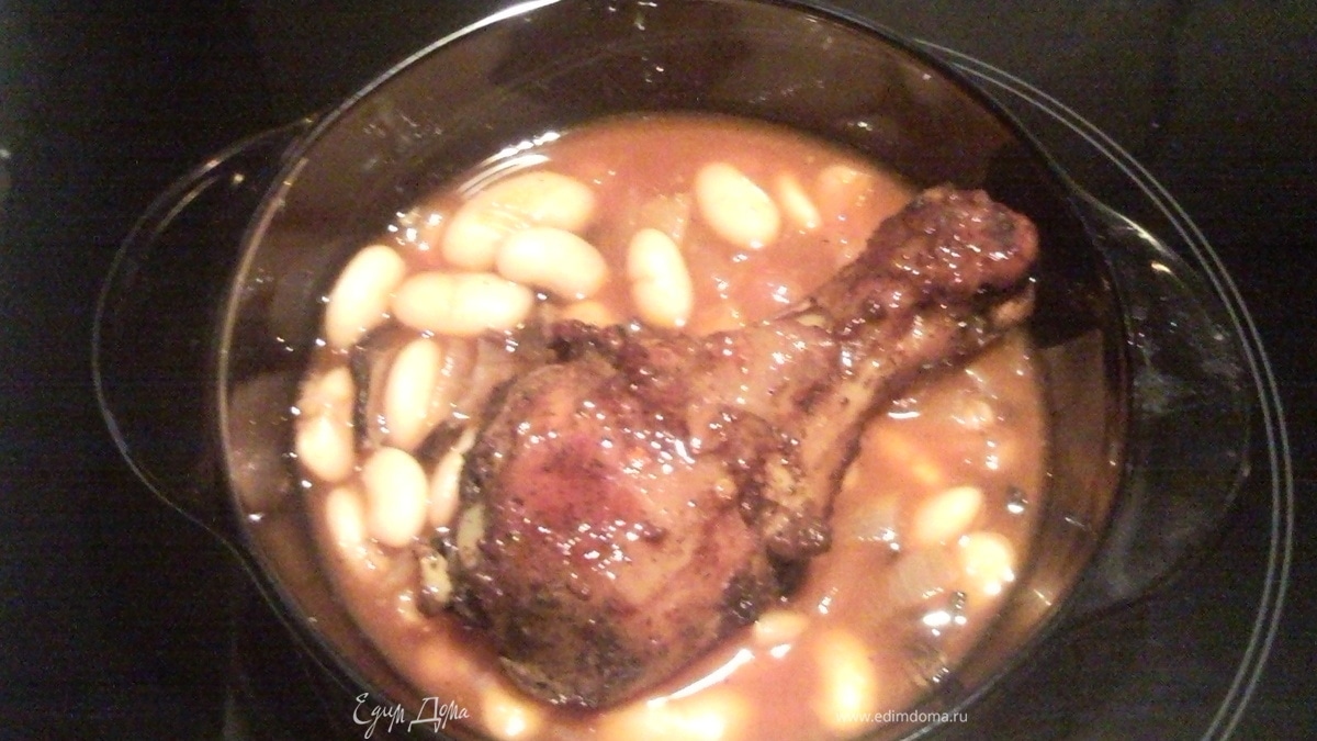 Фасоль с курицей