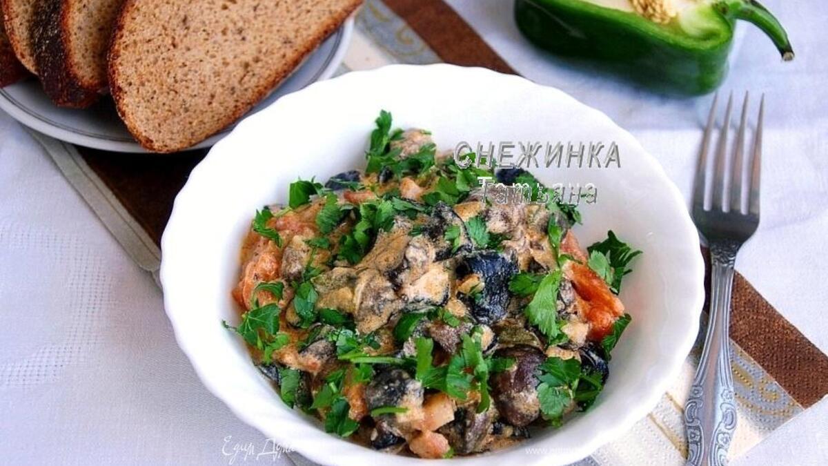 Гуляш из лесных грибов