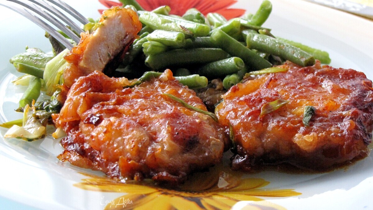 Свиные отбивные под лимонно-соевым соусом