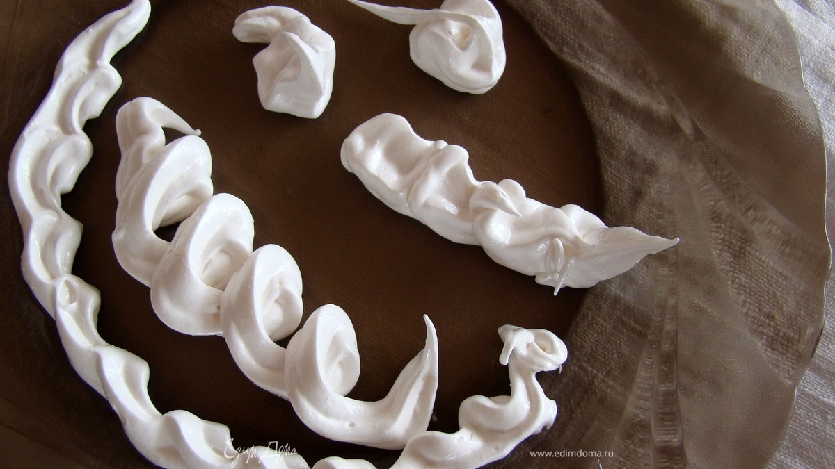 Заварная белковая глазурь